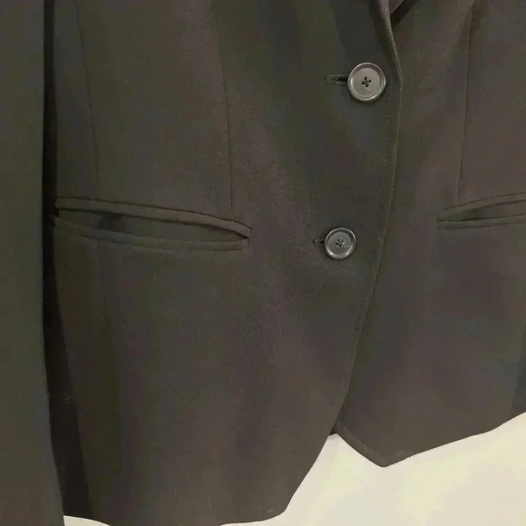 J.Crew Women's Wool Blazer Black Size 4 Button Front Fully Lined‎ - Picture 4 of 6